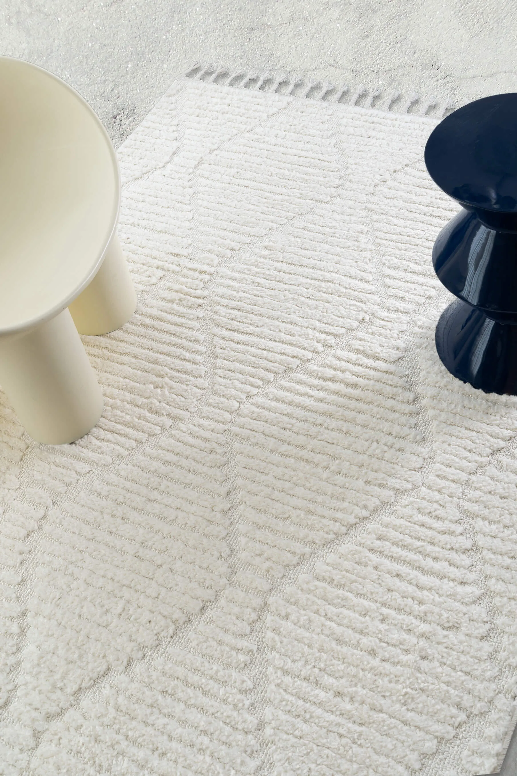 Monetta Ivory Diamond Rug