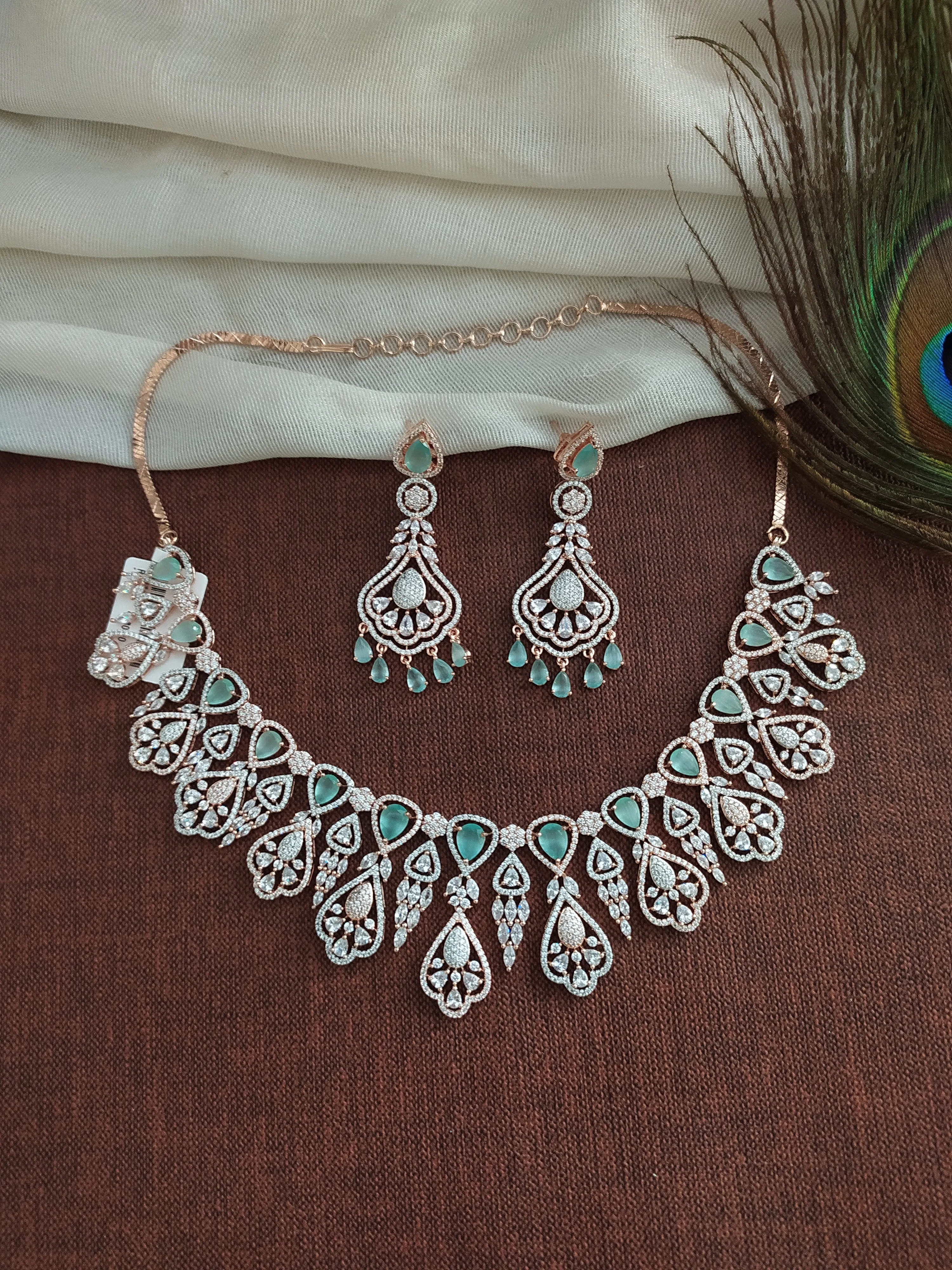 Rose-gold Polish Ad & Zircon Necklace Set