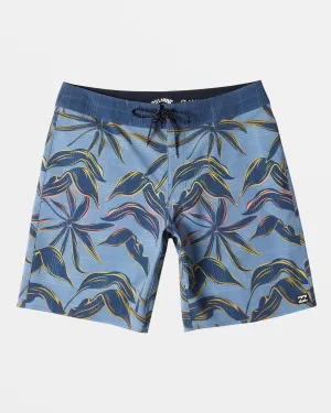 Sundays Pro 19" Boardshorts - Washed Blue